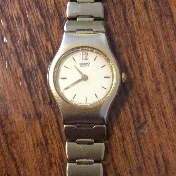 Vintage 14k Gold Plated Seiko Quartz Watch - Picture 1 of 9